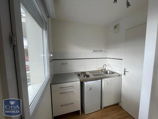 Appartement à louer 2 pièces 46.7m² Pau (64000)