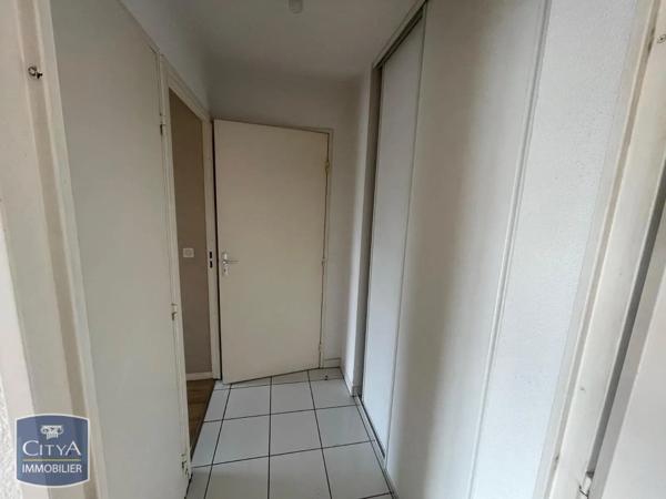 Appartement à louer 2 pièces 46.7m² Pau (64000)