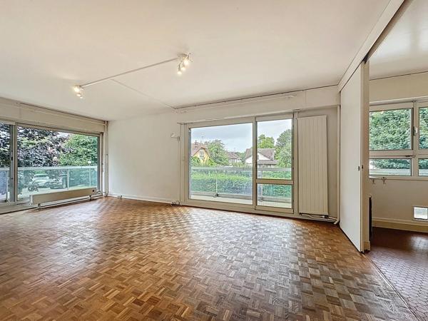 Appartement familial 5 pièces – Résidence Mermoz à Chantilly