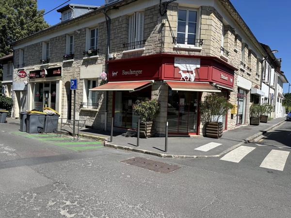 Appartement familial 5 pièces – Résidence Mermoz à Chantilly