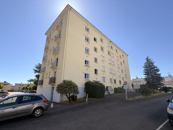 Appartement
         1 pièce
        - 28 m² Exclusivité 45 000 € *