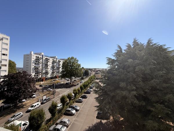 Appartement
         1 pièce
        - 28 m² Exclusivité 45 000 € *