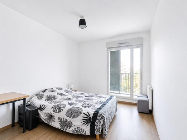 Appartement
         2 pièces
        - 43 m² Exclusivité 199 000 € *
