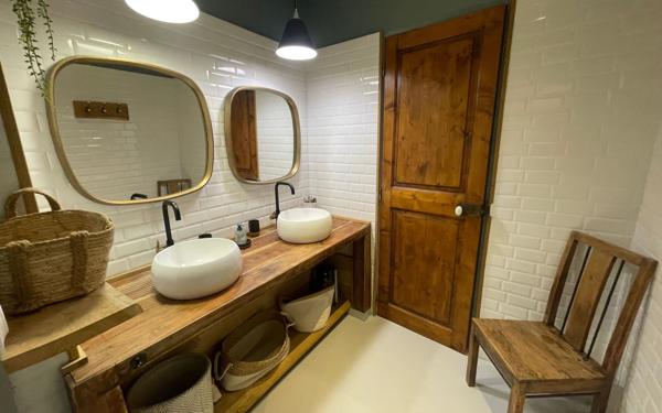 Appartement à vendre    3 pièces • 87,80 m2 Avignon