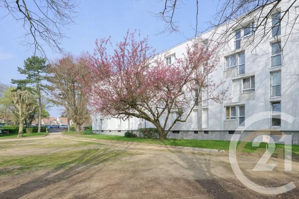 Appartement F3 à vendre  3 pièces - 58,90 m2 CROSNE - 91