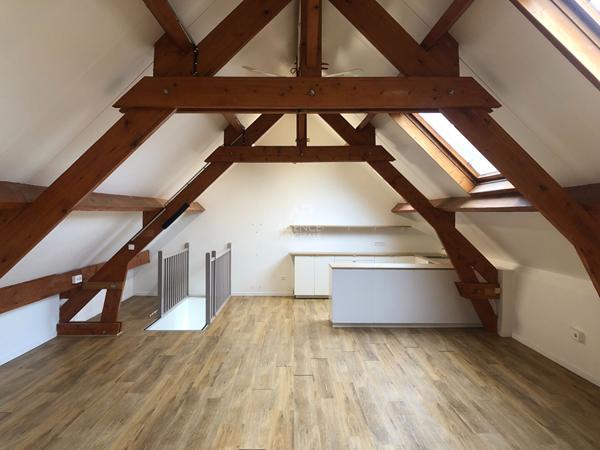 Atelier - 112 m² centre ville €420 000 ** - Référence 13237