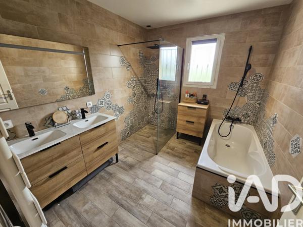 Maison à vendre 4 pièces 95 m² Saint-Germain-et-Mons