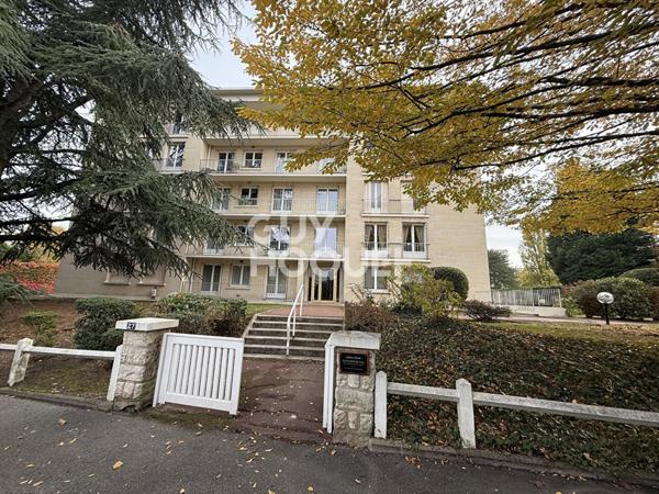 À vendre : Appartement 3 pièces à Compiègne Résidence Sécurisée et Recherchée - Triangle d'Or