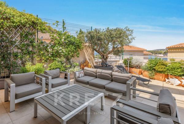 Bel appartement de 129 m2 avec terrasse de 105 m² à proximité de la plage de Renecros