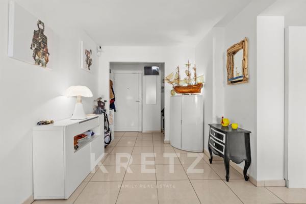 Bel appartement de 129 m2 avec terrasse de 105 m² à proximité de la plage de Renecros