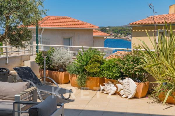 Bel appartement de 129 m2 avec terrasse de 105 m² à proximité de la plage de Renecros