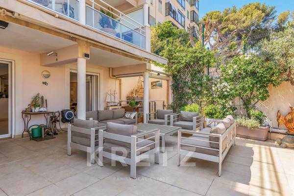 Bel appartement de 129 m2 avec terrasse de 105 m² à proximité de la plage de Renecros