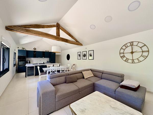 Maison
         3 pièces
        - 116 m² Exclusivité