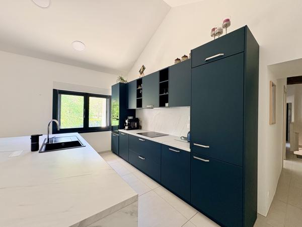 Maison
         3 pièces
        - 116 m² Exclusivité