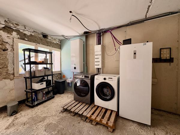 Maison
         3 pièces
        - 116 m² Exclusivité
