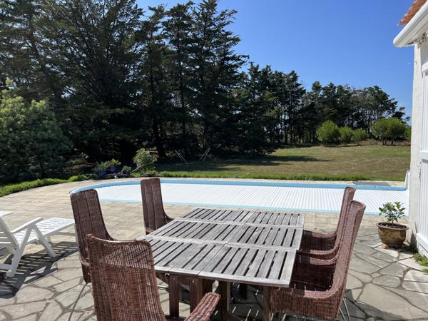Maison d’architecte de 146M2 avec piscine, au calme du marais