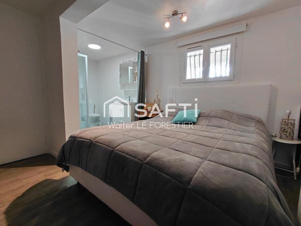 MAISON FAMILIALE DE 4 CHAMBRES AVEC SOUS SOL D'ENVIRON 190 m² , GARAGE, PISCINE, CAVE.