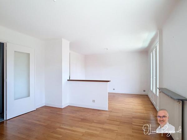 T4 lumineux avec de beaux volumes à Moulin à Vent !