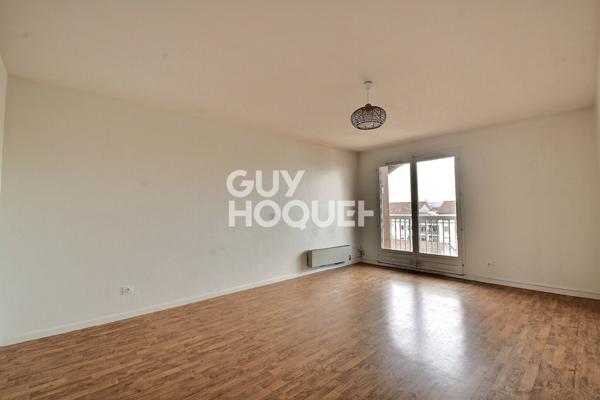 (Visite virtuelle) AUX PORTES DE MONTCHAT - A vendre, appartement de type T3 de 73 m²  avec balcons, garage et cave, Villeurbanne (69100)