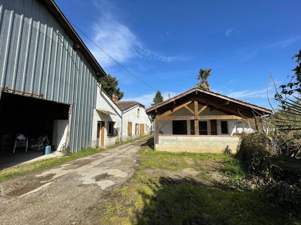 Maisons T2 + T3 + T4 + 2000 m2 terrain constructible