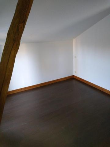 Maisons T2 + T3 + T4 + 2000 m2 terrain constructible