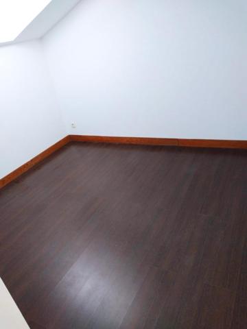 Maisons T2 + T3 + T4 + 2000 m2 terrain constructible