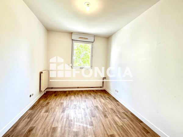 Location Appartement 3 pièces 61.4 m² - 105 RUE DE LESSARD Rouen 76100