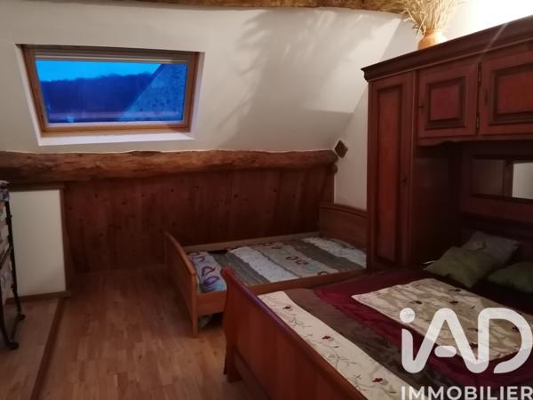 Maison à vendre 5 pièces 99 m² Saint-Cyr-sur-Morin