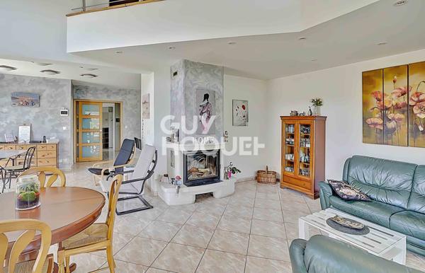 Villa BOURGOIN-JALLIEU – À SEULEMENT 5 MINUTES DU CENTRE-VILLE