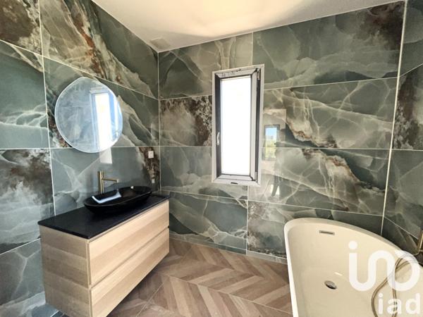 Maison à vendre 6 pièces 134 m² Laudun-l'Ardoise