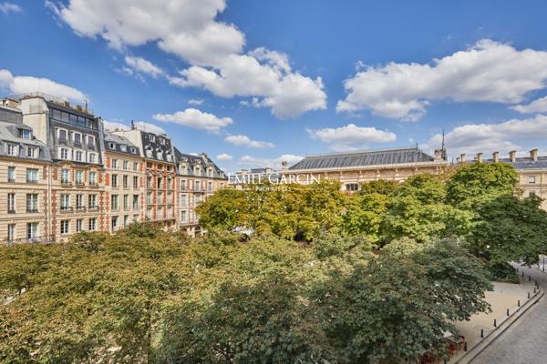 A vendre - appartement avec vue - 24 m² - 75001 - Paris - Place Dauphine