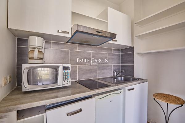 A vendre - appartement avec vue - 24 m² - 75001 - Paris - Place Dauphine