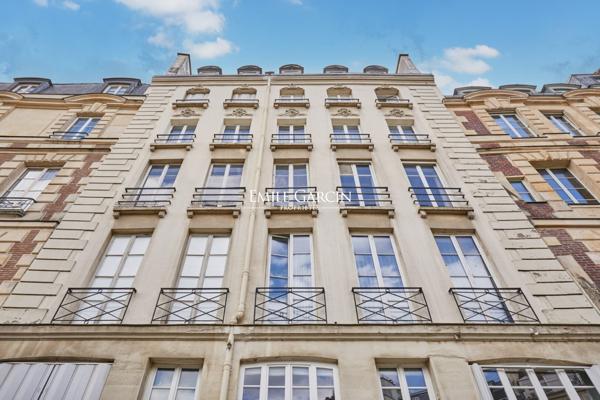 A vendre - appartement avec vue - 24 m² - 75001 - Paris - Place Dauphine