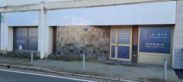 A LOUER : LORIENT : Local professionnel ou commercial - 137m²
