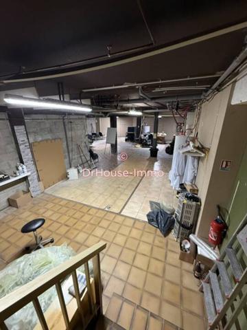 Immeuble à vendre 3 pièces de 134 m²
