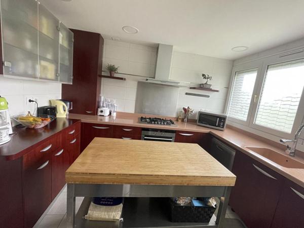 Appartement T4-T5 BEAUZELLE + Cave privative