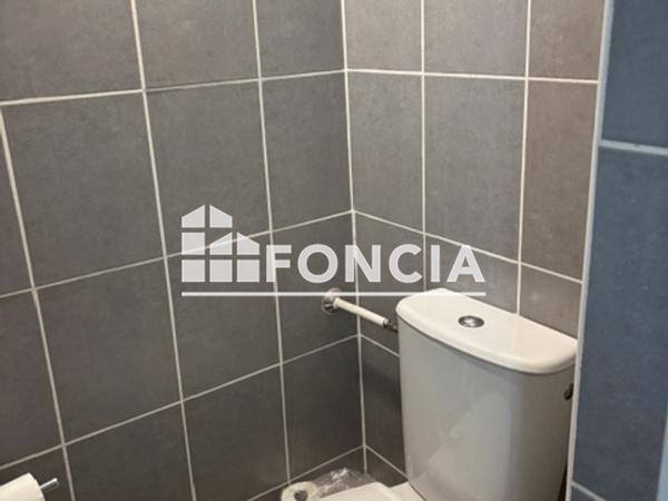 Location Studio 58.15 m² - Tarascon 13150
