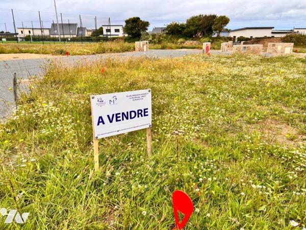 PLOUGONVELIN - BOURG