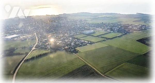 PLOUGONVELIN - BOURG