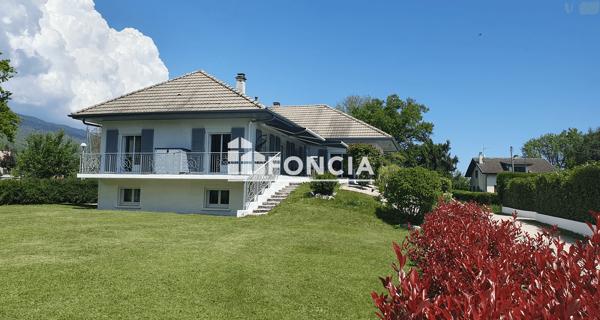 À vendre Maison 6 pièces 233 m² - Divonne-les-bains 01220