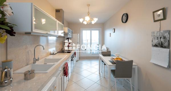 À vendre Appartement 4 pièces 75.3 m² - Valence 26000