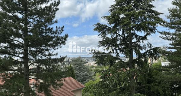 Location Appartement 4 pièces 71.3 m² - Saint-étienne 42100