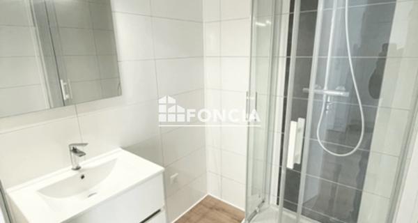 Location Appartement 4 pièces 71.3 m² - Saint-étienne 42100
