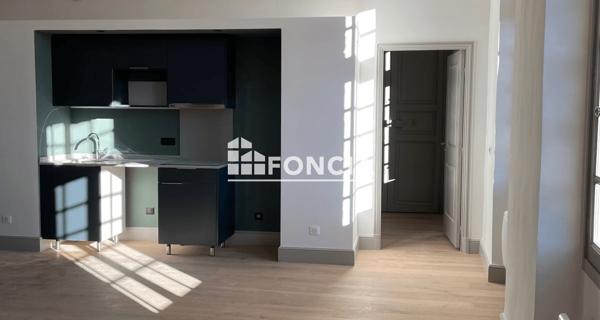 Location Appartement 3 pièces 61.2 m² - Cavaillon 84300