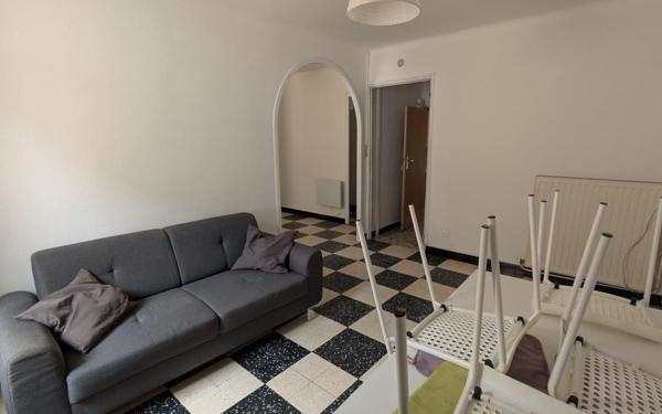 Appartement à louer    3 pièces •  Saint-Ambroix