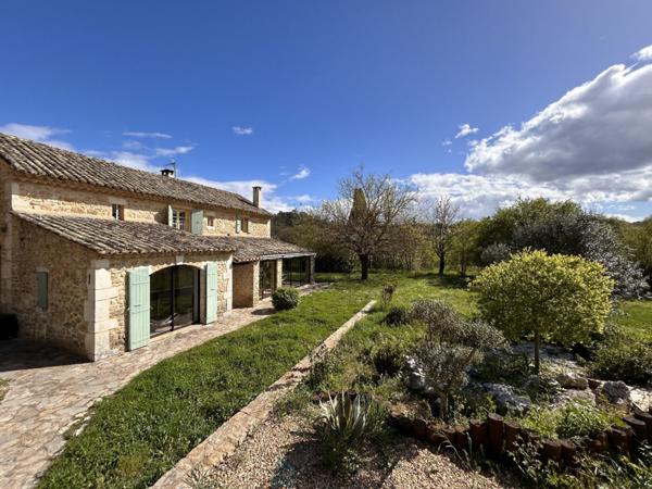 Maison en pierre - Goudargues
