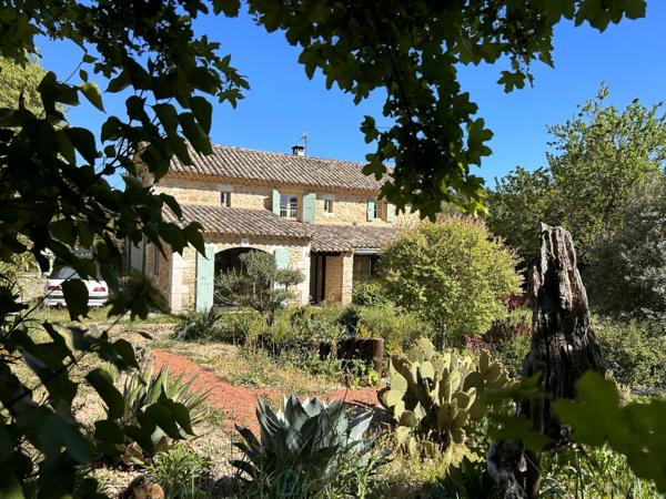 Maison en pierre - Goudargues