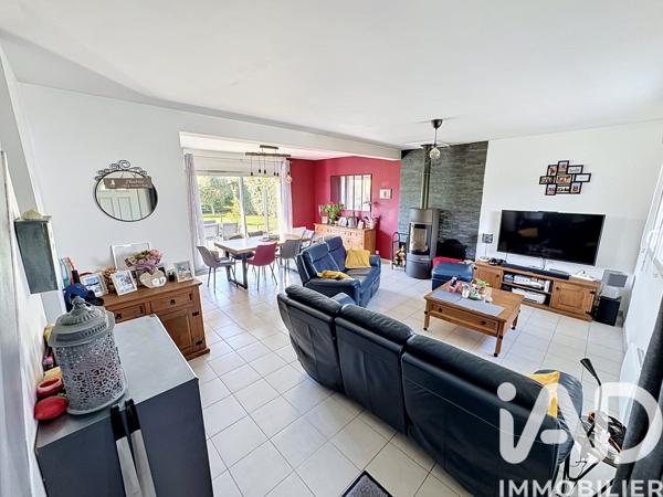 Maison à vendre 6 pièces 111 m² Biéville-Beuville