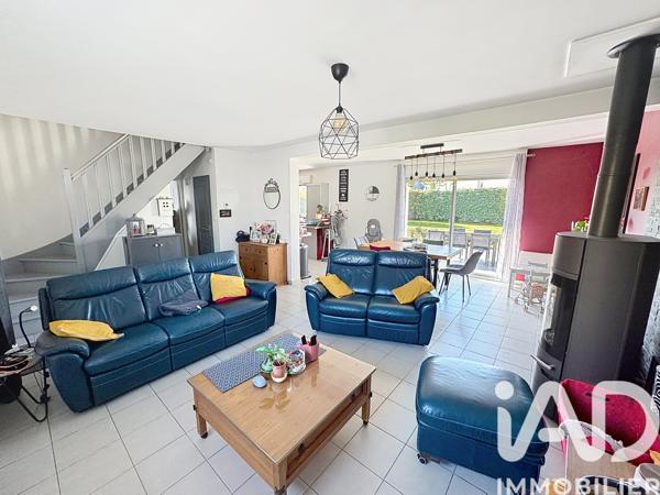 Maison à vendre 6 pièces 111 m² Biéville-Beuville