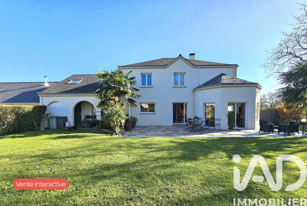 Maison à vendre 8 pièces 218 m² Grandchamp-des-Fontaines